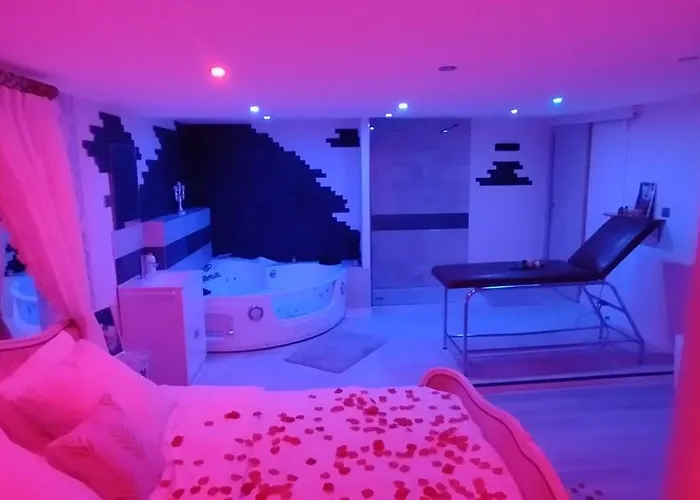 Love Room Avec Spa Privatif